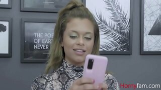 الأخوات الساخنة حصة زوج واحد